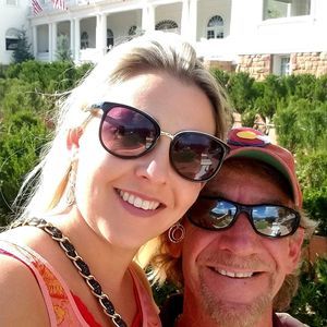 Meet your Posher, Cheryl